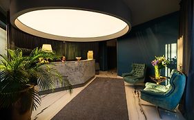 Hotel Brilliant Plaza